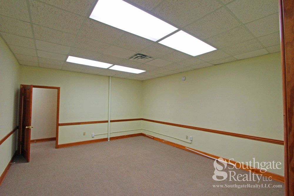 1700 S. 28th Ave. (Suite B)